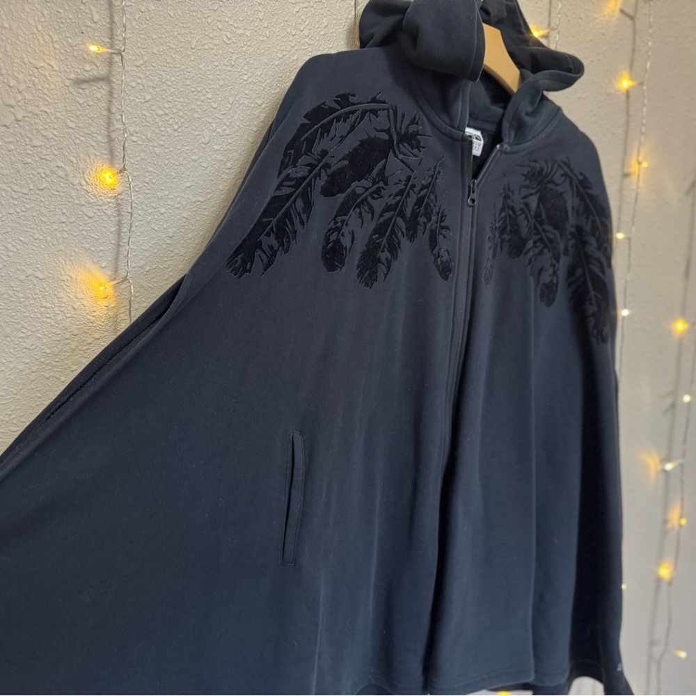 PUMA x RIHANNA Black Hooded Poncho Cape Jacket. Rare. In great condition.